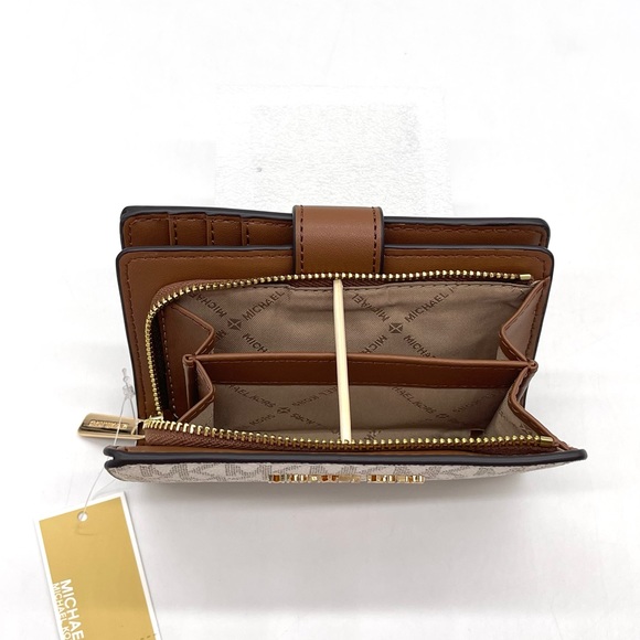 Michael Kors Medium Corner Zip Wallet - Picture 5 of 8